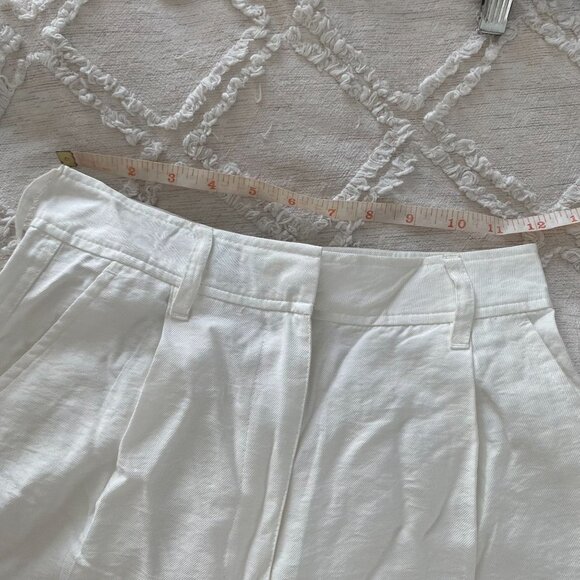 NWT French Connection Brekhna Drape Bermuda Shorts Summer Time White Size 0 - Picture 5 of 7